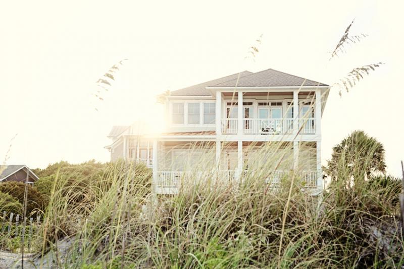 Vines of Sandhill, Beach home